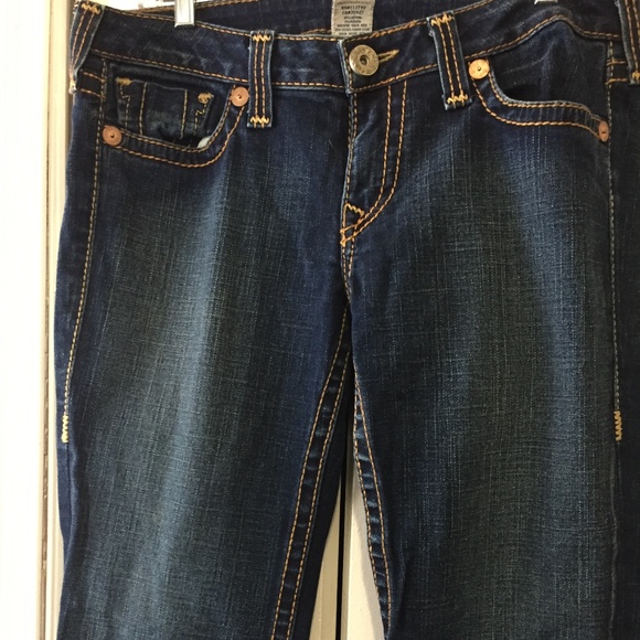 True Religion premium denim jeans, mid-rise women's waist 32, like new. - Picture 3 of 7